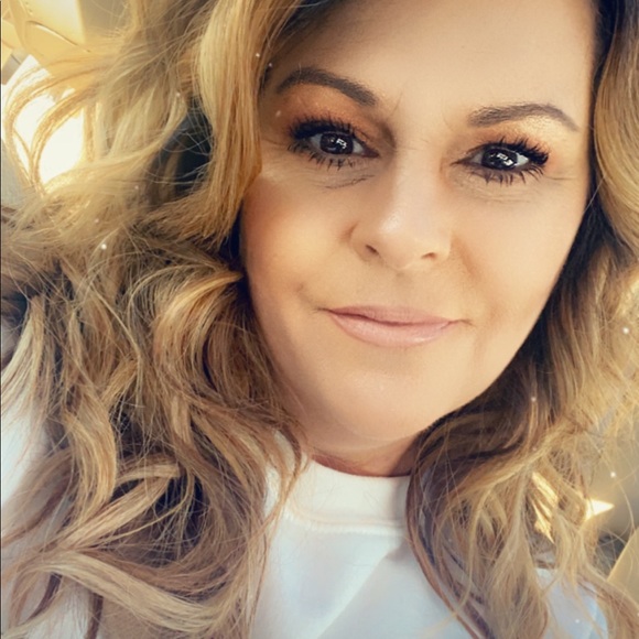 Meet your Posher, Stacy - Picture 1 of 1